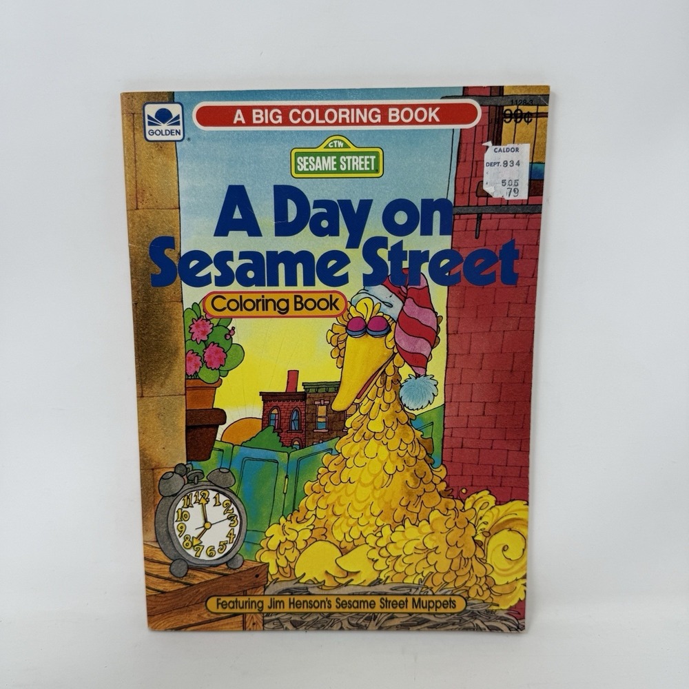 RARE HTF Vintage 1972 Sesame Street A Day On Sesame Street Coloring Book NEW